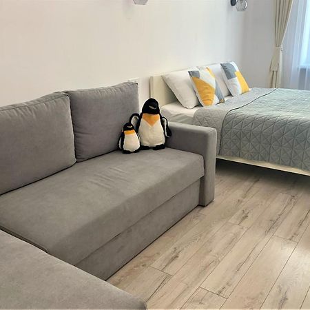 Iris Apartment On Popovich Lviv Extérieur photo